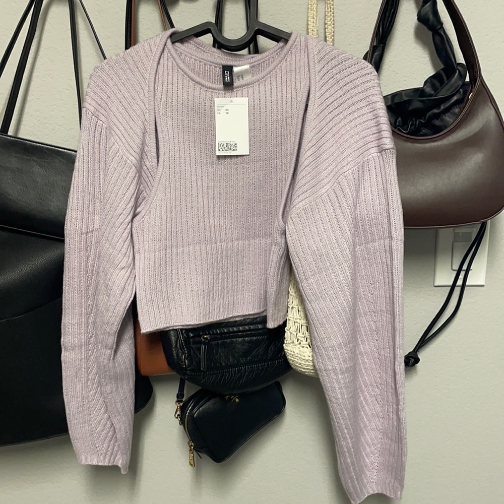 H&M sweater